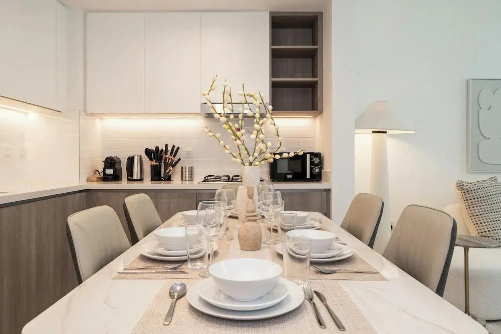 Luxury 1BR LIV Marina Modern Marina View