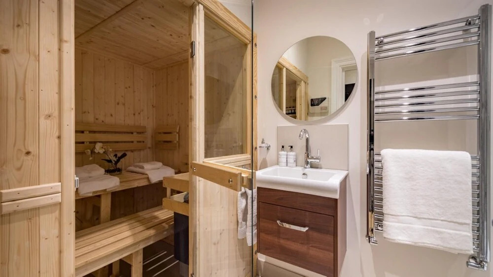 Dream House London With ac, Gym, hot Tub, Cinema