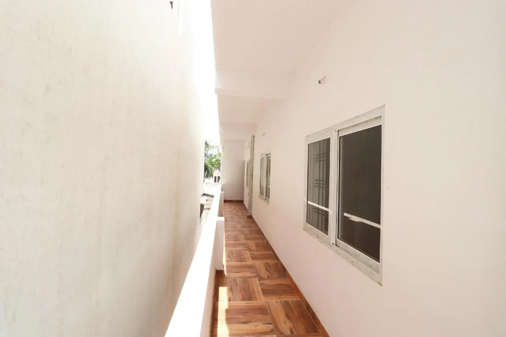 Hotel kanishka residency