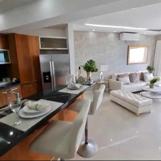Ocean View Luxurious Condo, Pool,Gym,Sauna,Theater