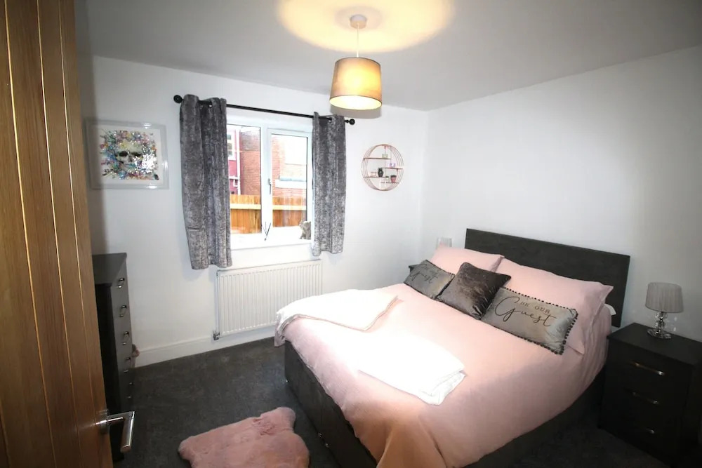 New Build - 2 Bed Bungalow - Large Enclosed Garden