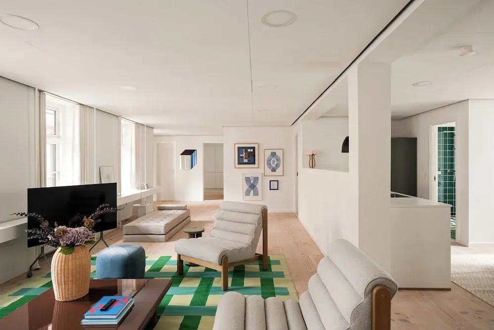 Queens Suites by Daniel&Jacobs