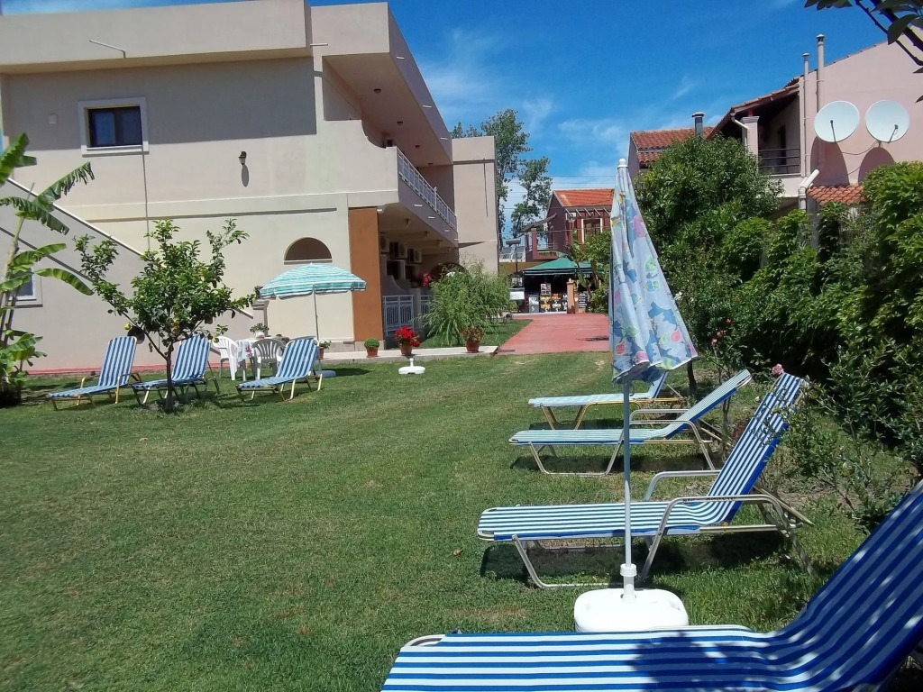Toulas Apartments