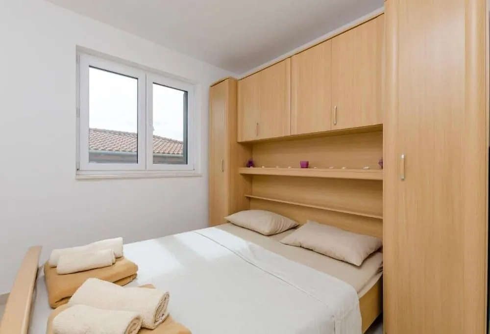 Apartments Dragica