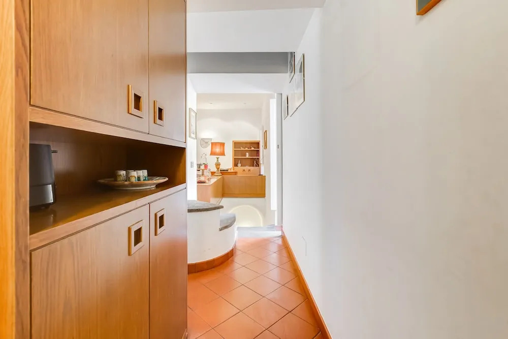 Wonderful Apartment near Trevi Fountain