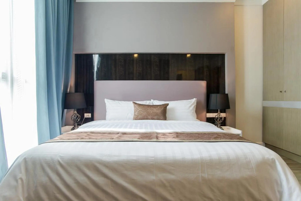 Metropolis Suites Bangkok, Tapestry Collection by Hilton