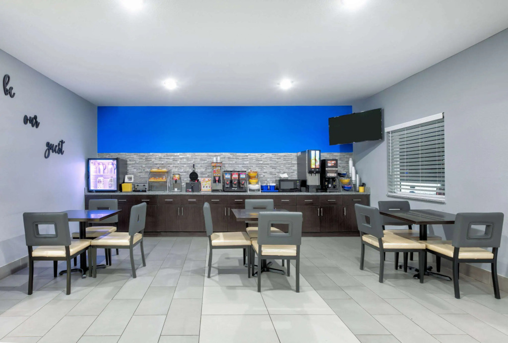 Days Inn by Wyndham Zachary LA