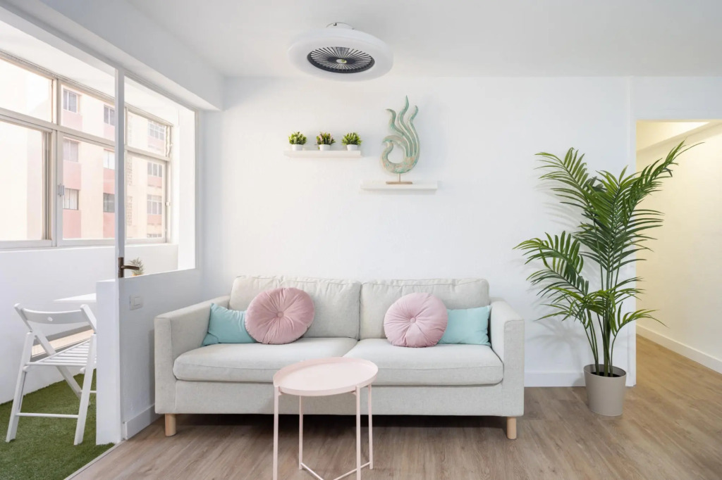 Home2Book Charming Center Apartment Santa Cruz
