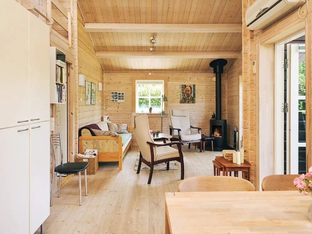 Stylish Holiday Home in Føllenslev near Sea