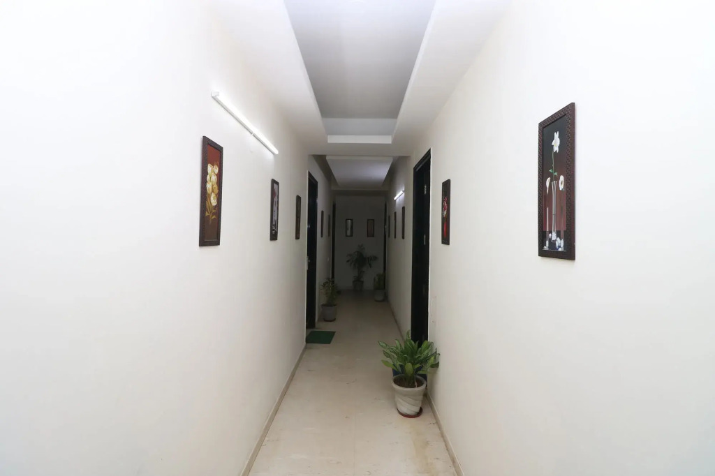 Springs Homes By OYO Rooms