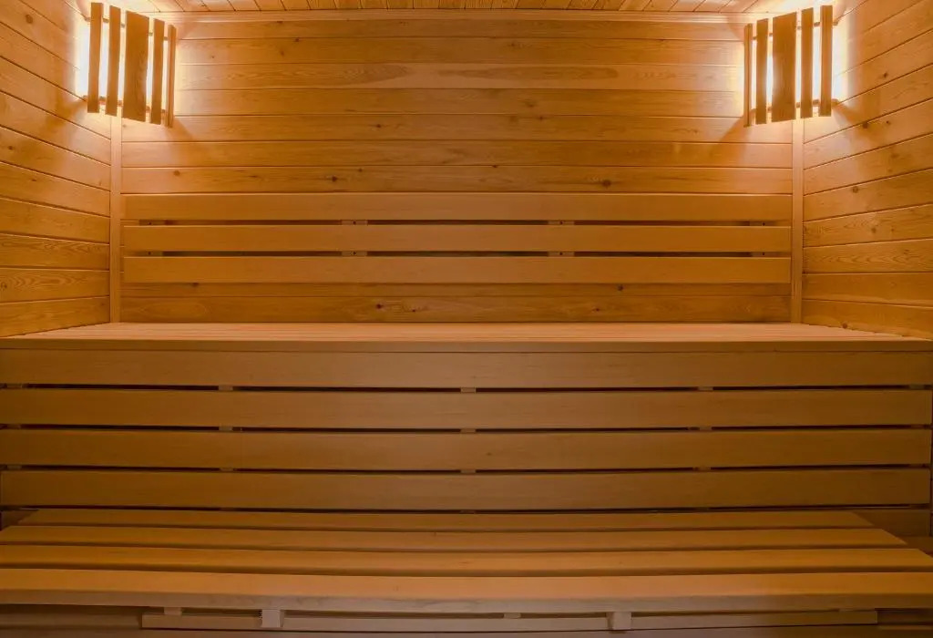 Kokhta Plaza Boutique Hotel