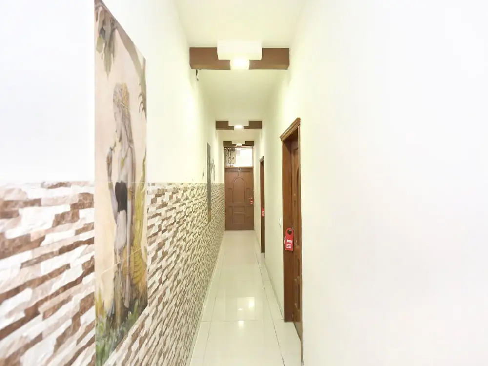 OYO 6939 Hotel Aashiana