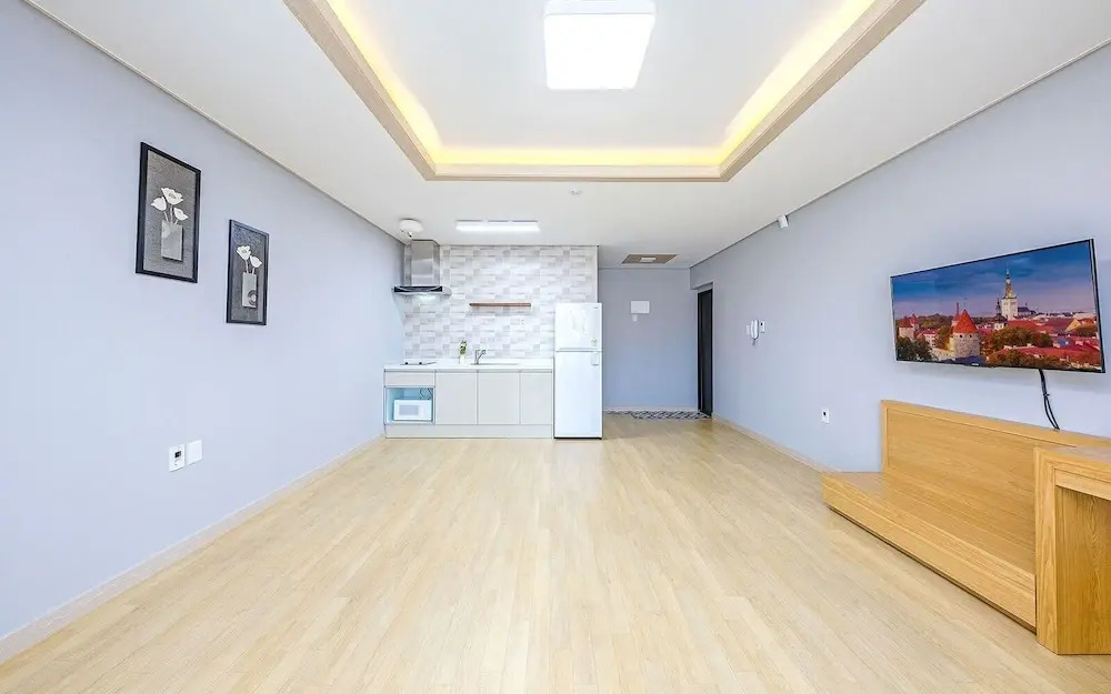 Adel Pension
