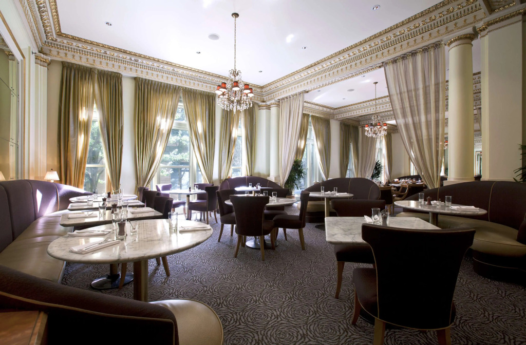 Hotel DeLuxe