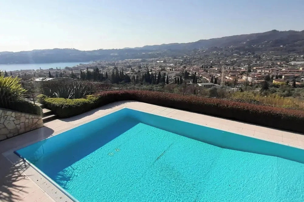 Holiday House Sole View & Shared Pool