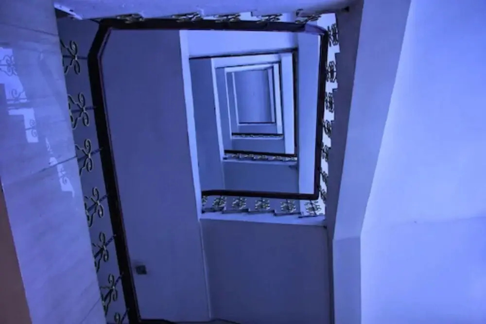 Goroomgo Blue Moon Guest House Guwahati