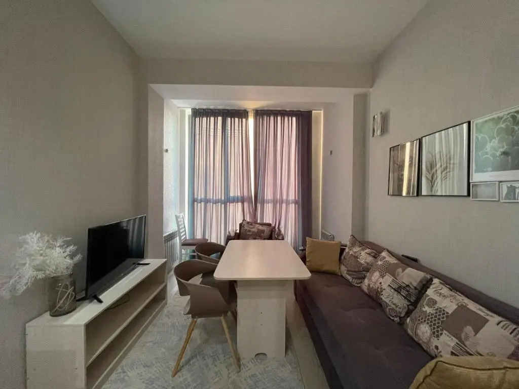 Baikonyr Apartments, 2 rooms in the heart of Almaty