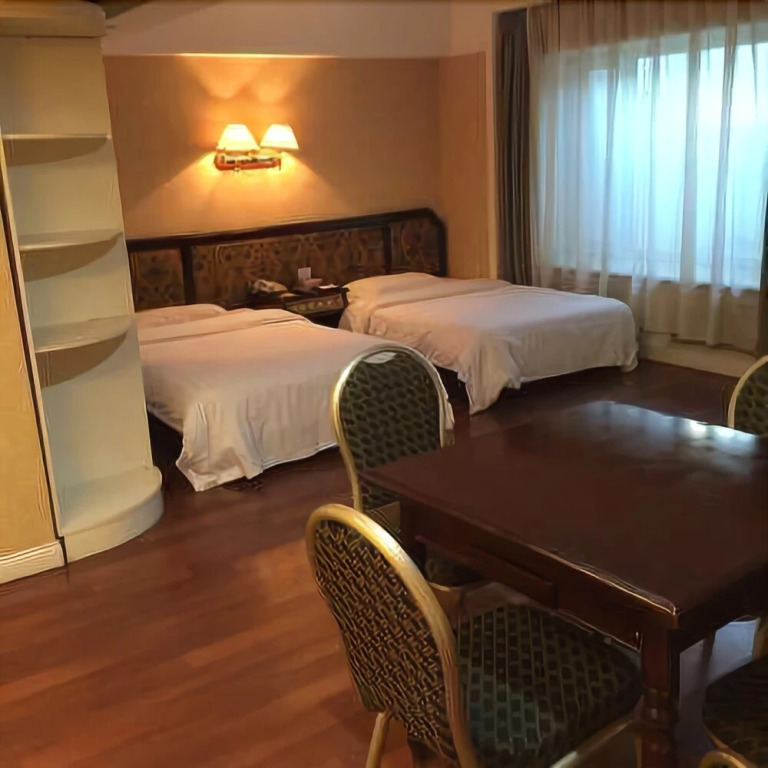Fushun Tiantian Hotel (Mudanjiang High-speed Railway Wanda Branch)