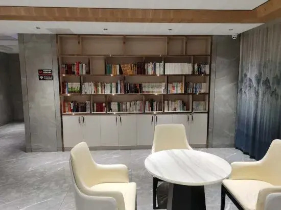 Luofushan Fujing Garden Hotel
