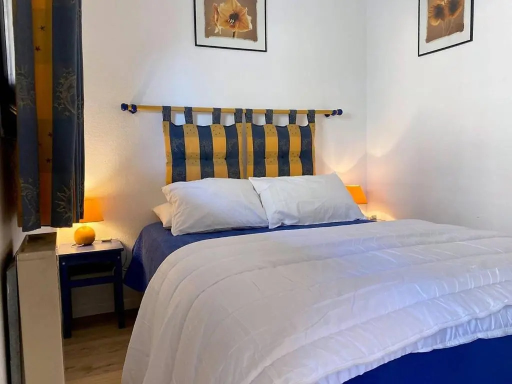 Appartement Le Lavandou, 2 pièces, 4 personnes - FR-1-251-93