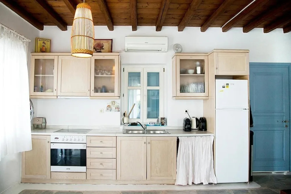 Pantelis House
