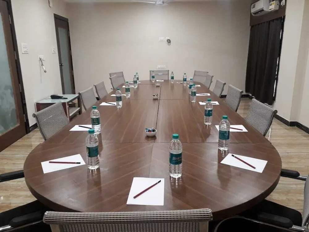 Hotel Bidar Gateway