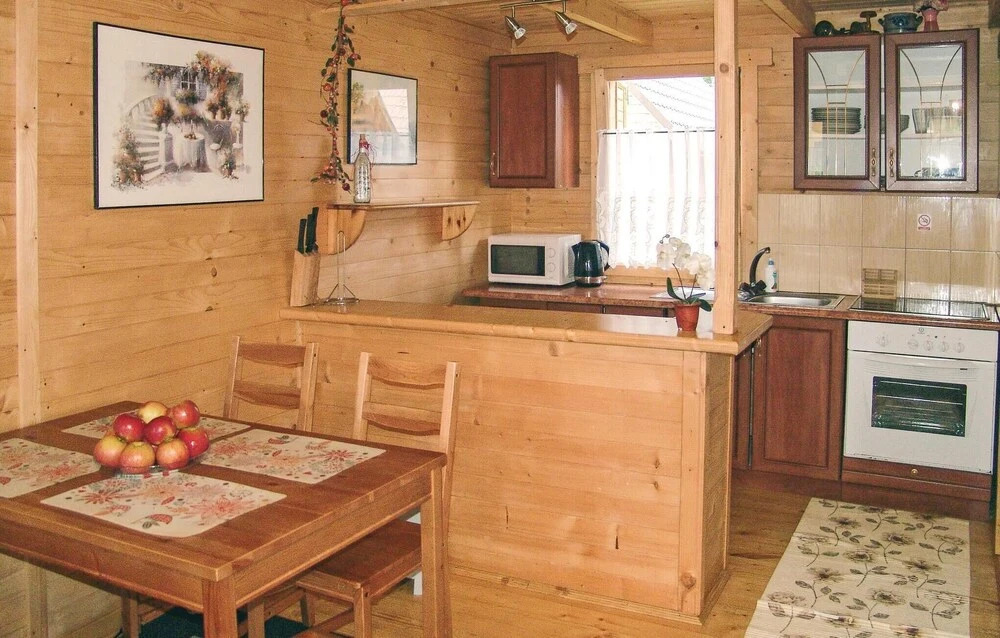 Cozy Home In Jaroslawiec With Wifi