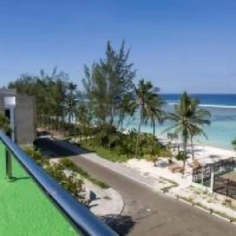 Beach Grand & Spa Premium