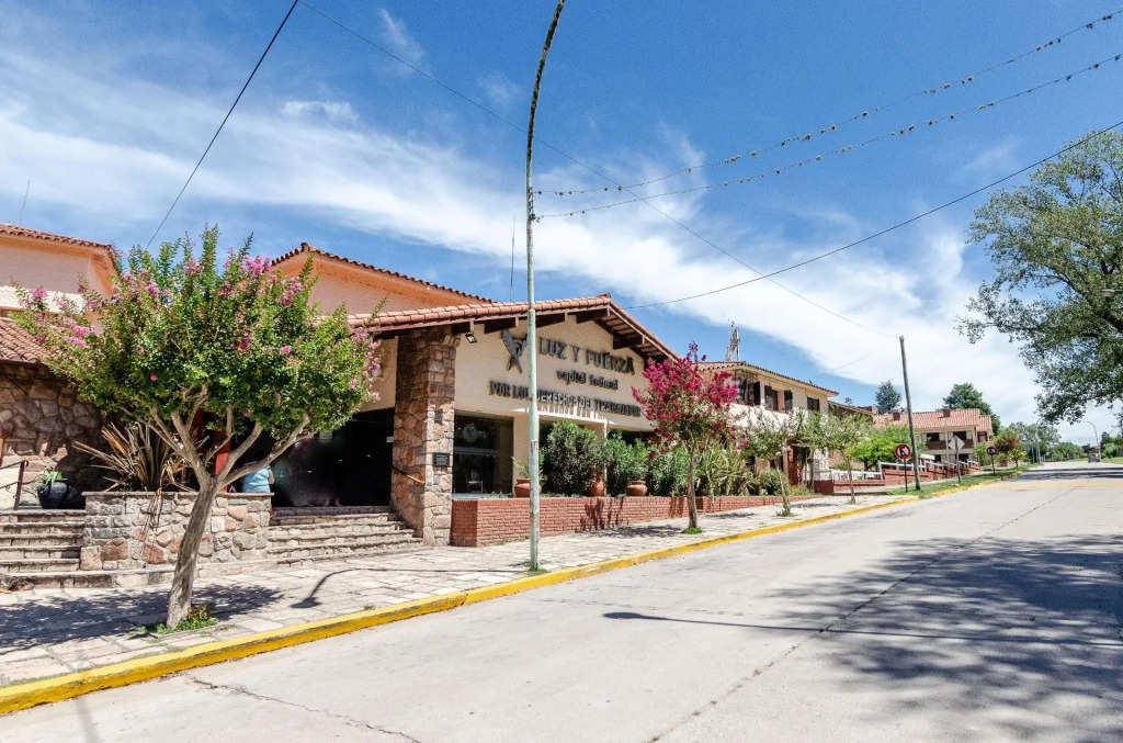 Hotel Luz y Fuerza Villa Giardino