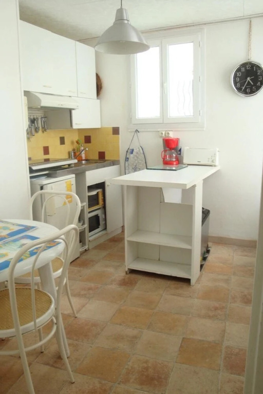 Studio in Les Sables-d'olonne, With Wifi - 100 m From the Beach