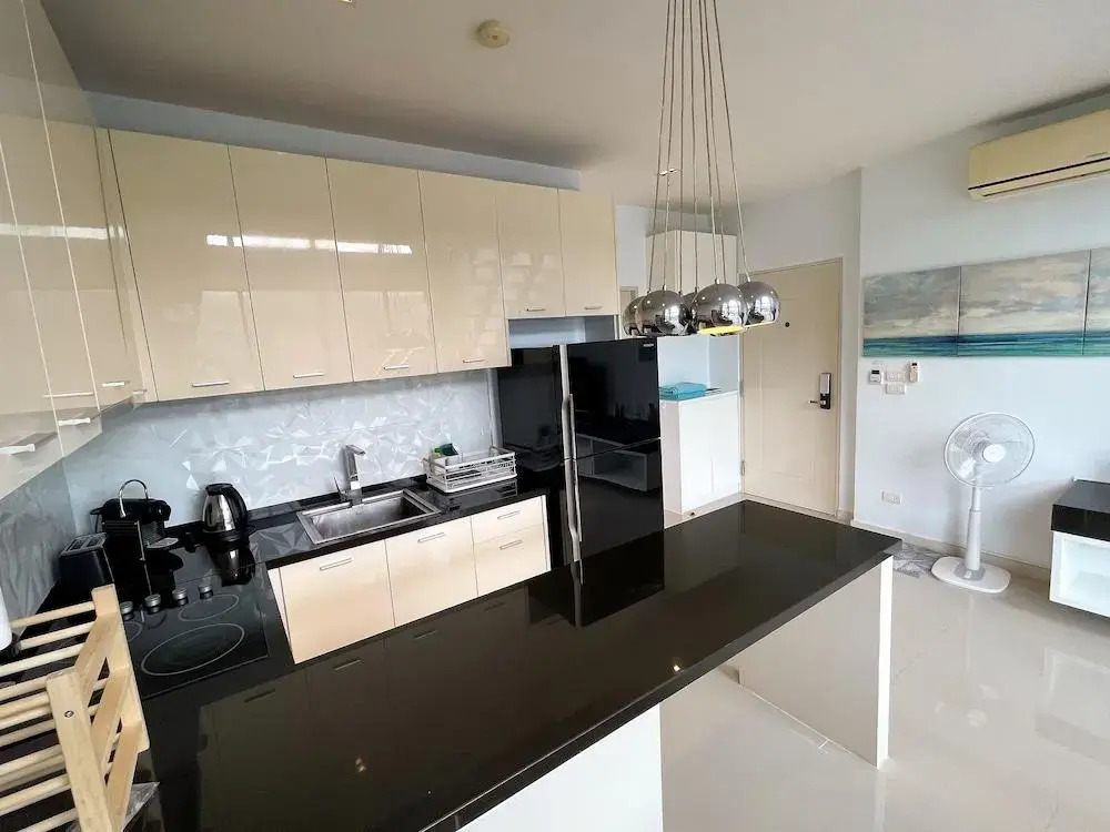 Deluxe apartment at Icon Park Condo