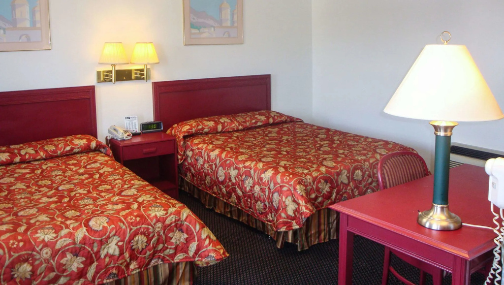 Golden Wheat Budget Host Inn Junction City