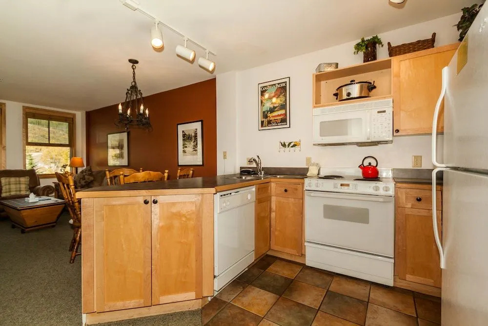 Silver Mill #8222 - 1 Br Condo