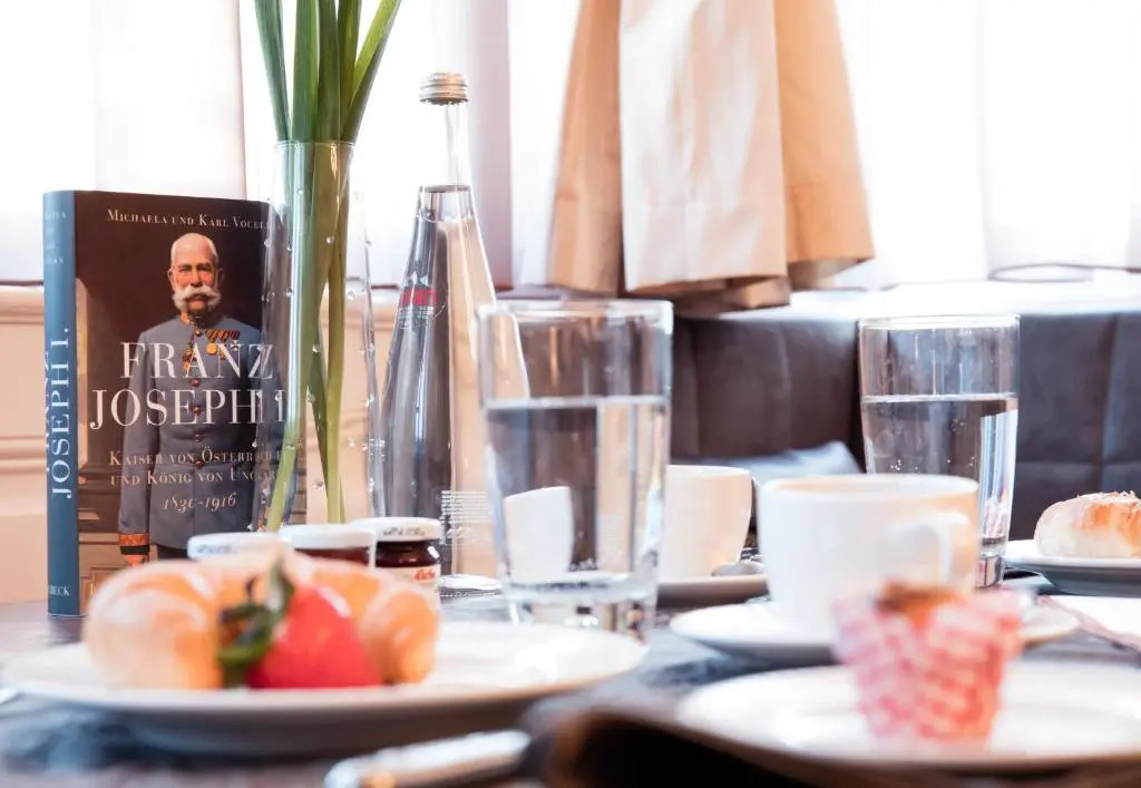 Imperium Residence - Experience the most Luxurious Apartment in Vienna Center