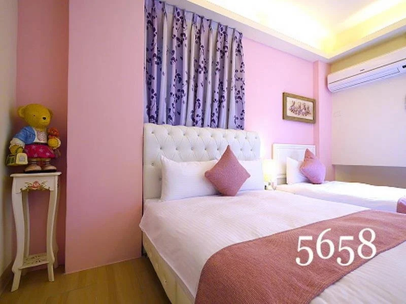Happyday Guesthouse