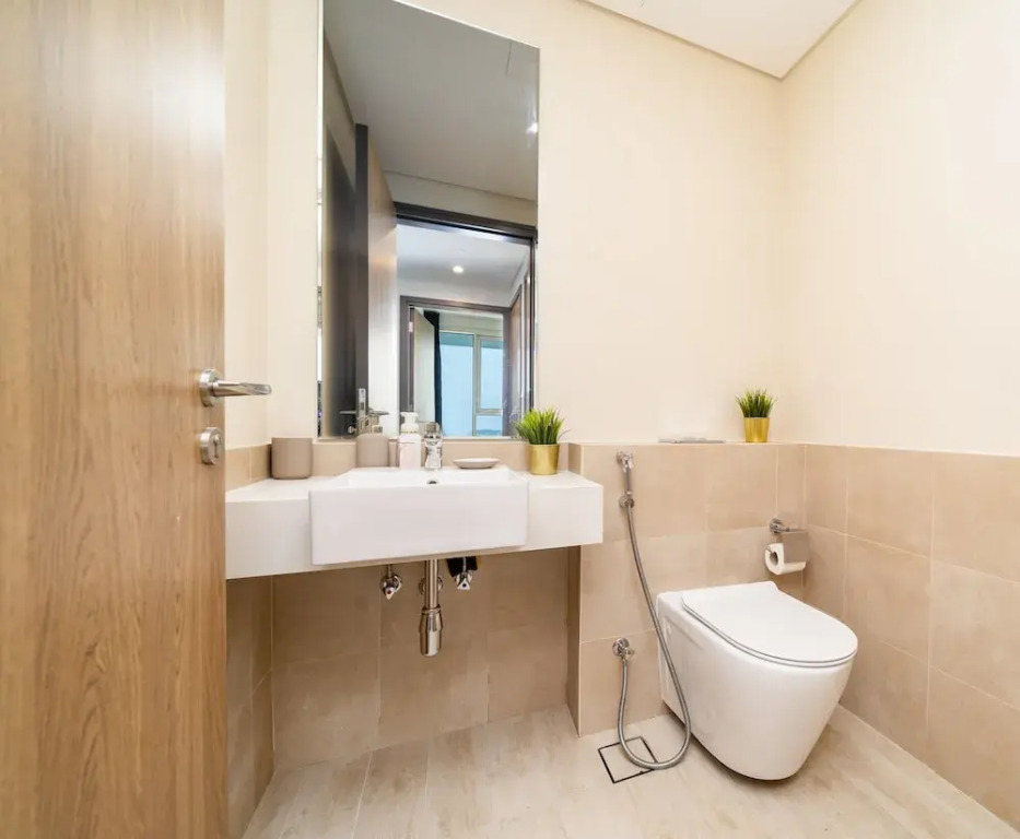 Pristine Cozy One Bedroom Suite