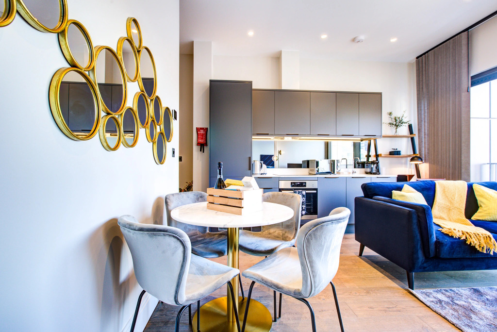 Hybrid Resi Canary Wharf