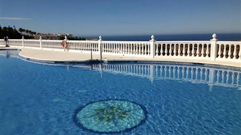 2 Bed penthouse, rooftop terrace, panoramic views