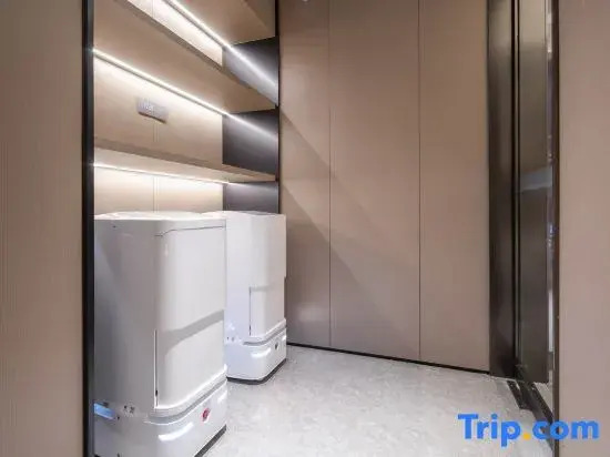 JI Hotel (Kunshan Bacheng Old Street Manlihui Commercial Center)
