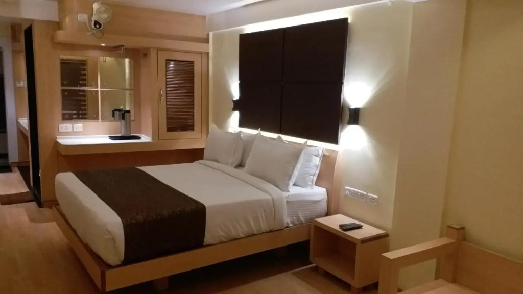 Darshan Hotel