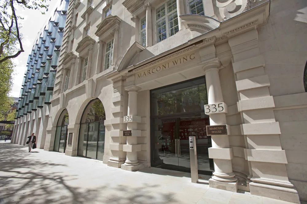 Apple Apartments The Strand