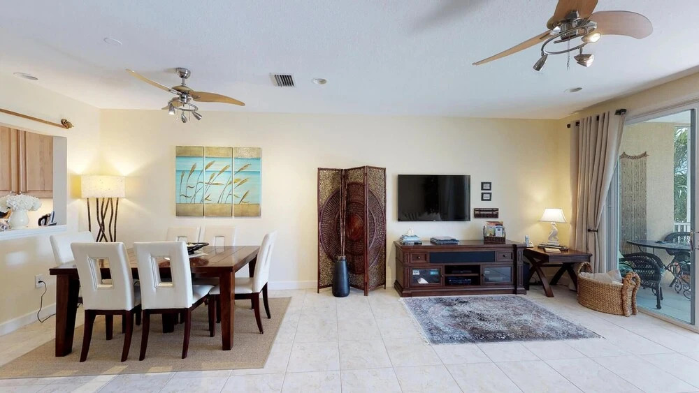225 Bradenton Beach Club