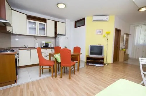 Apartments Anda & Josipa