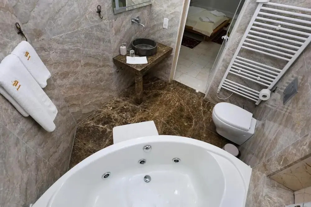 Hotel Familja