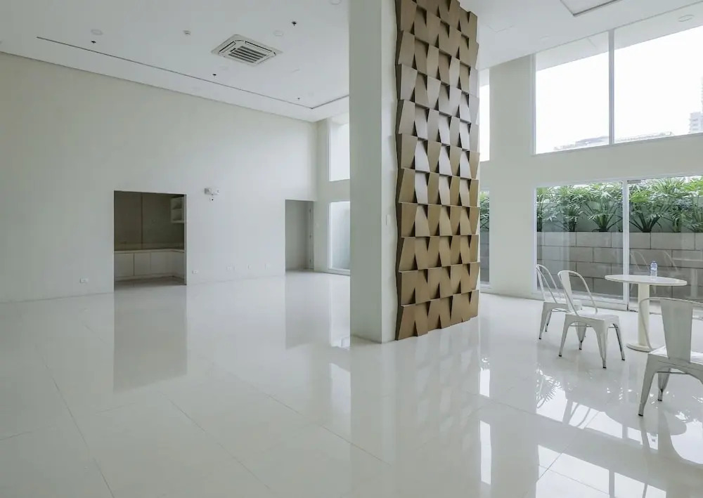 Yong's Place at Vista Residences Taft