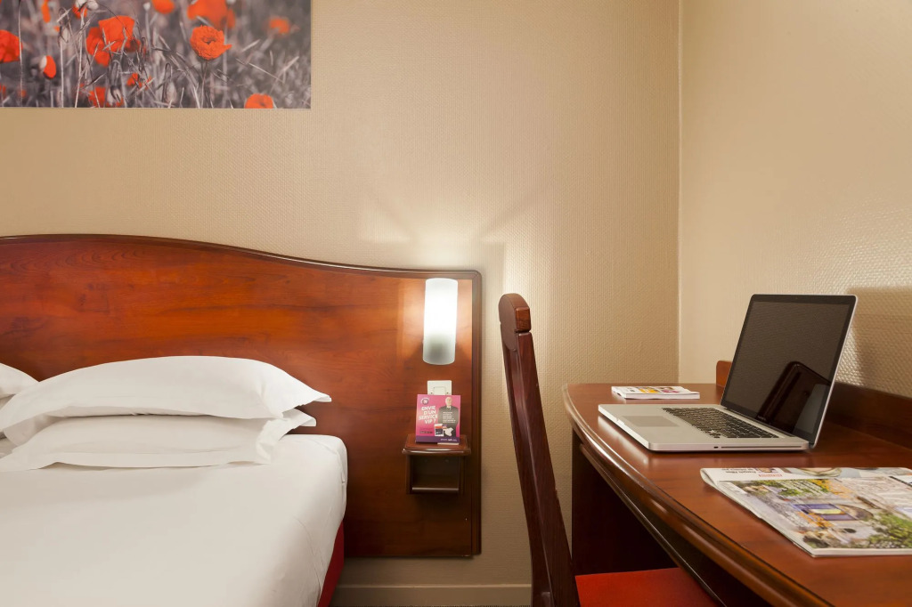 Arras Hotel
