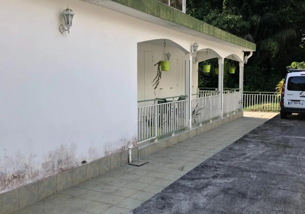 Location D'un Studio (Adults Only)