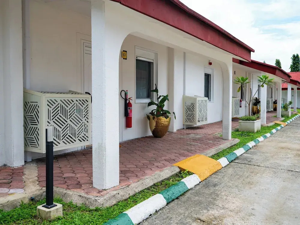 Heliconia Park Hotel & Golf Resort