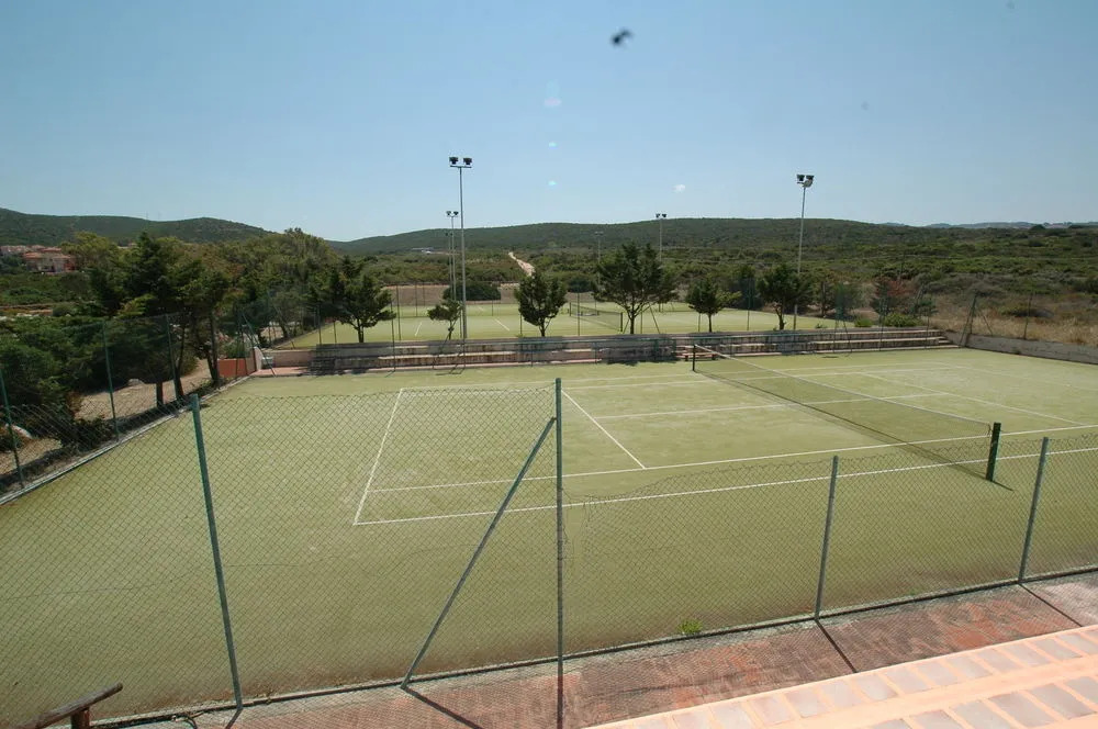 Costarossa Village