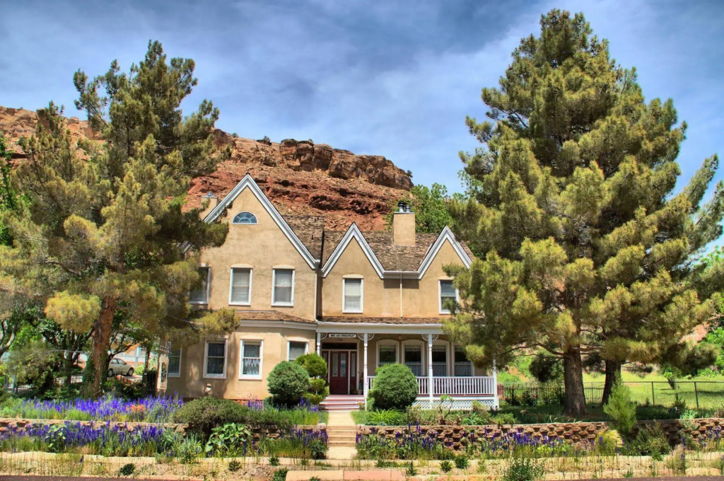 Amber Inn Bed and Breakfast